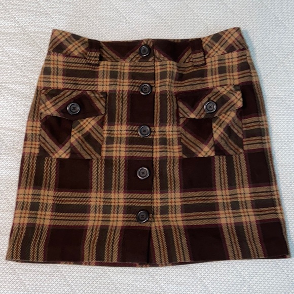 LOFT Dresses & Skirts - Plaid Skirt size 12